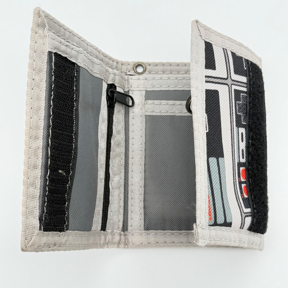 Nintendo NES Controller Canvas Trifold Wallet Ret… - image 6